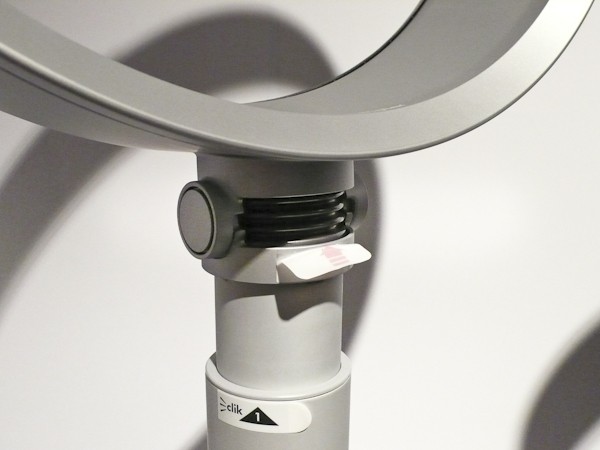 dyson-air-multiplier-am02-am03-2.jpg