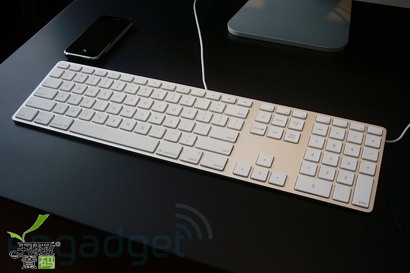 new-imac-keyboard-10.jpg