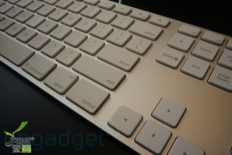 new-imac-keyboard-15.jpg