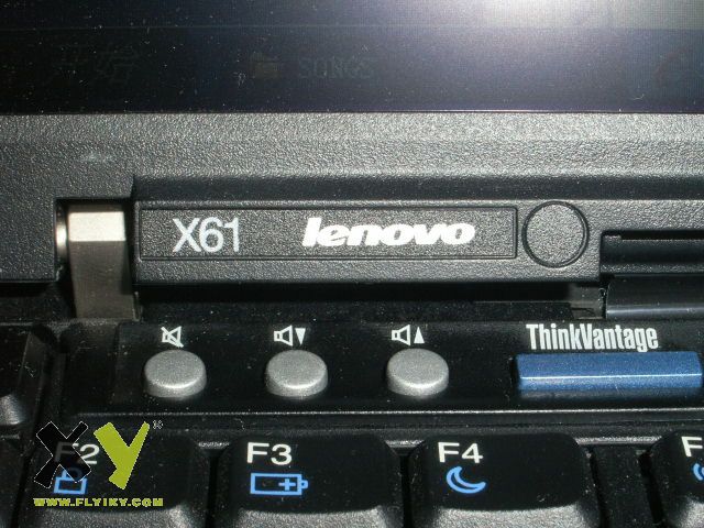 LENOVO X61